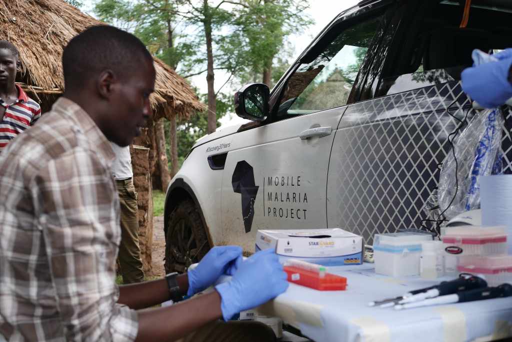  Land Rover Discovery powers mobile malaria research