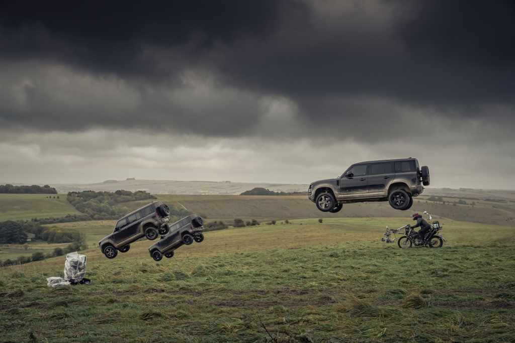NEW LAND ROVER DEFENDER. IT DOES ALL ITS OWN STUNTS. | Land Rover 