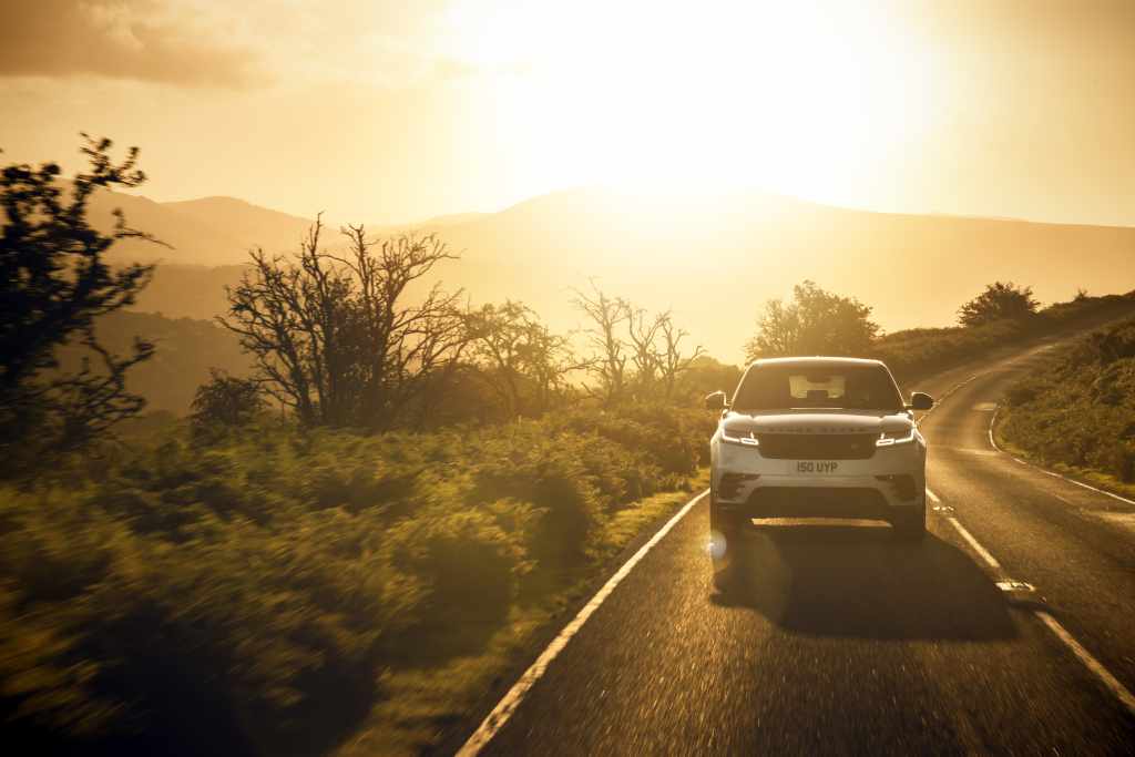 LOCATION - RANGE ROVER VELAR