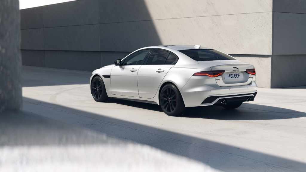 JAGUAR XF AND XE R-DYNAMIC BLACK: ENHANCED DESIGN AND CONNECTIVITY ...