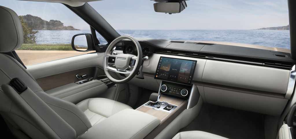 2023 Land Rover Range Rover interior