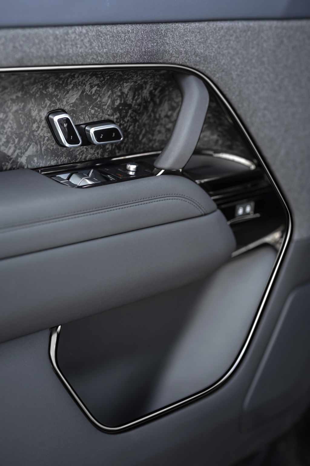 RANGE ROVER SPORT AUTOBIOGRAPHY ELECTRIC HYBRID | Land Rover Media Newsroom