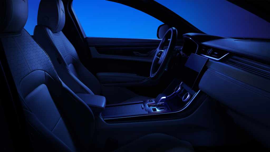 JAGUAR XF INTERIOR