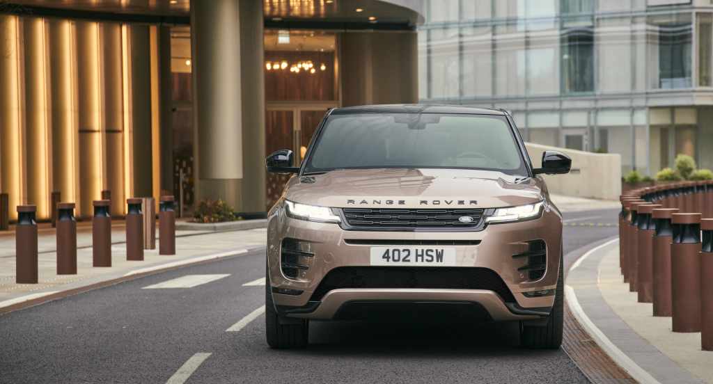 Front view of a Range Rover Evoque