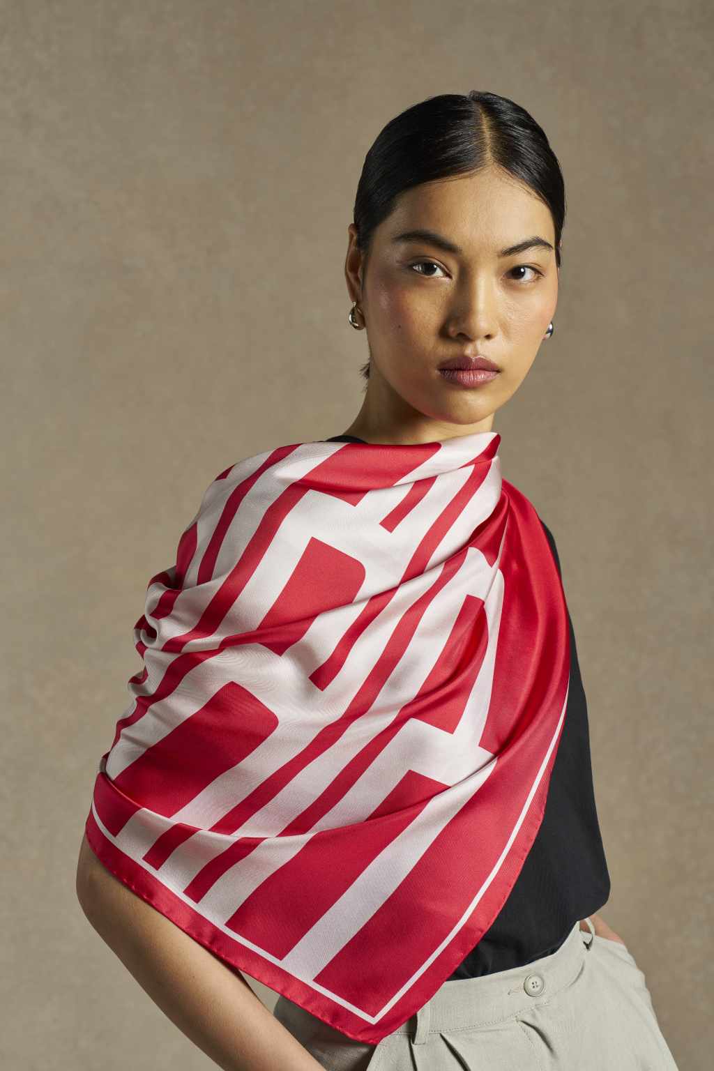 RR_Collection_CB_Scarf_190225_03 (1)