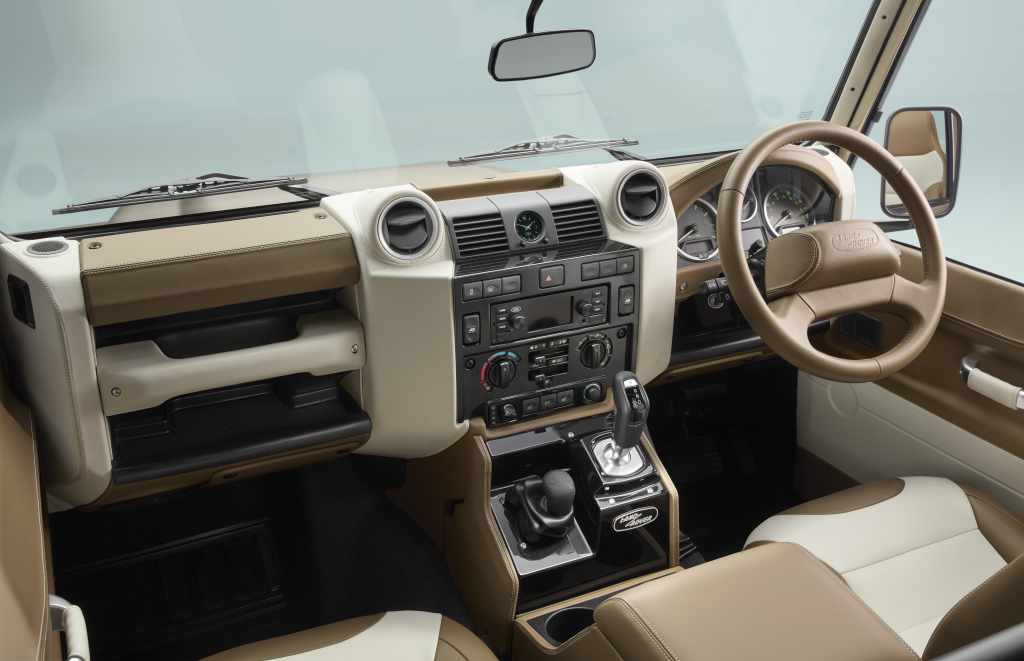 Classic Defender V8 Soft Top