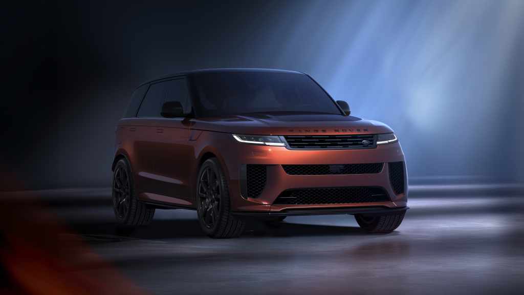 NEW RANGE ROVER SPORT SV CARBON COMPLETES DYNAMIC LUXURY PERFORMANCE ...