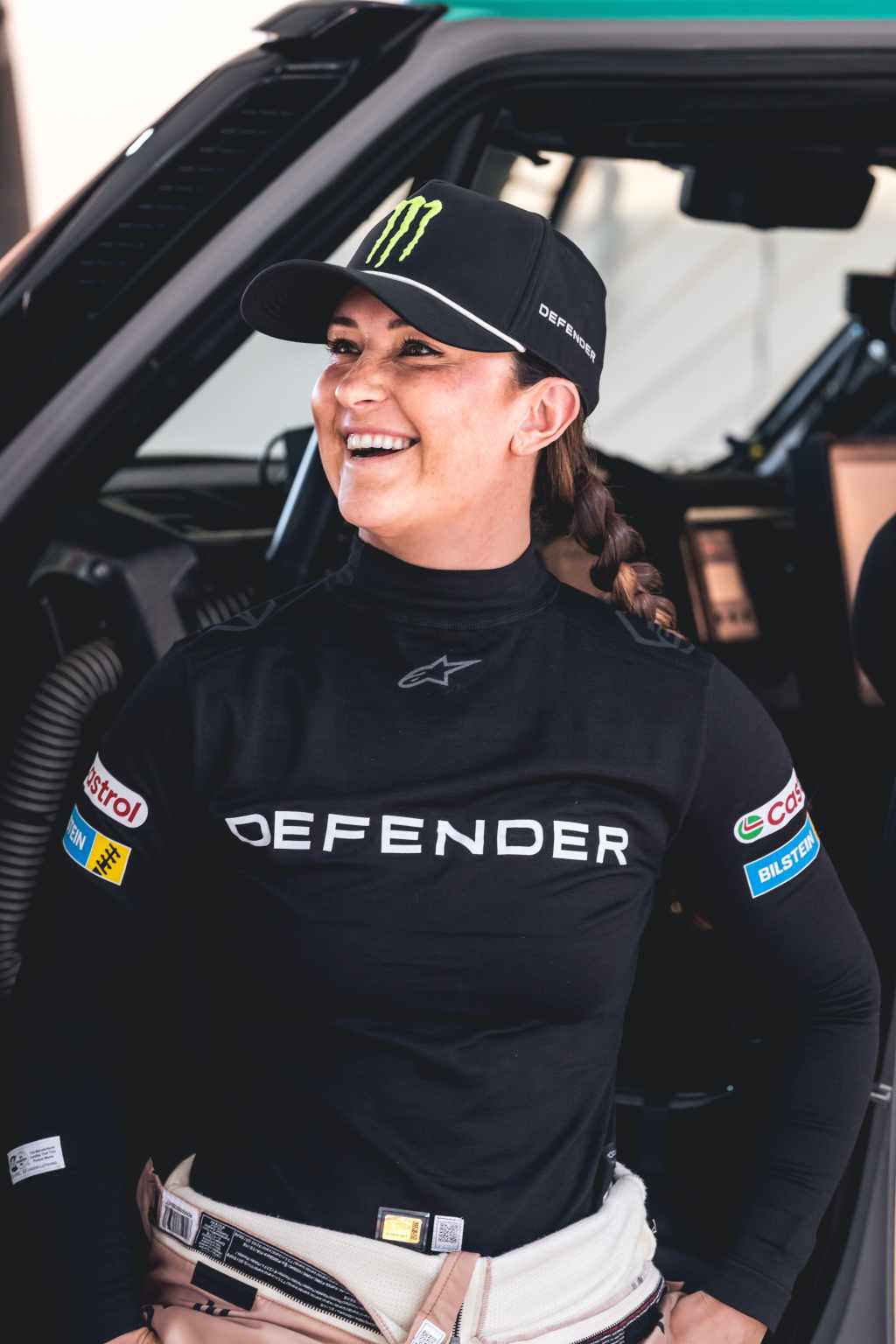 DEFENDER_RALLY_SARA_PRICE_DAKAR