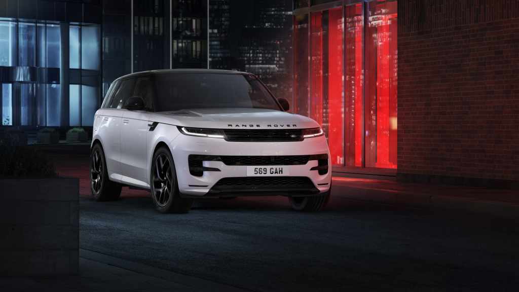 RANGE ROVER SPORT BATTERSEA EDITION LIFESTYLE 150426