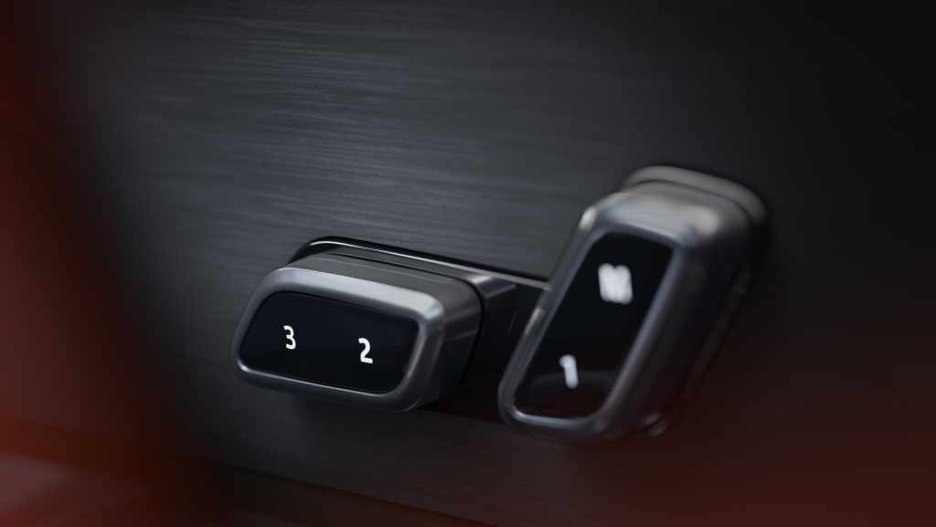 RANGE ROVER SPORT BATTERSEA EDITIONS CONTROLS 150426