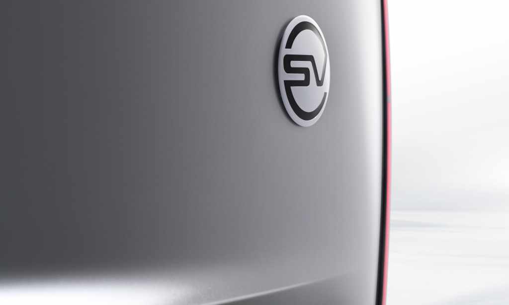 RR_SV_Ultra_27MY_Detail_SV_Badging_02_290426