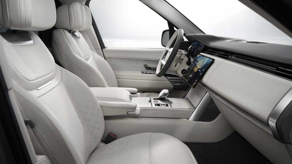 RR_SV_Ultra_27MY_Interior_06_290426