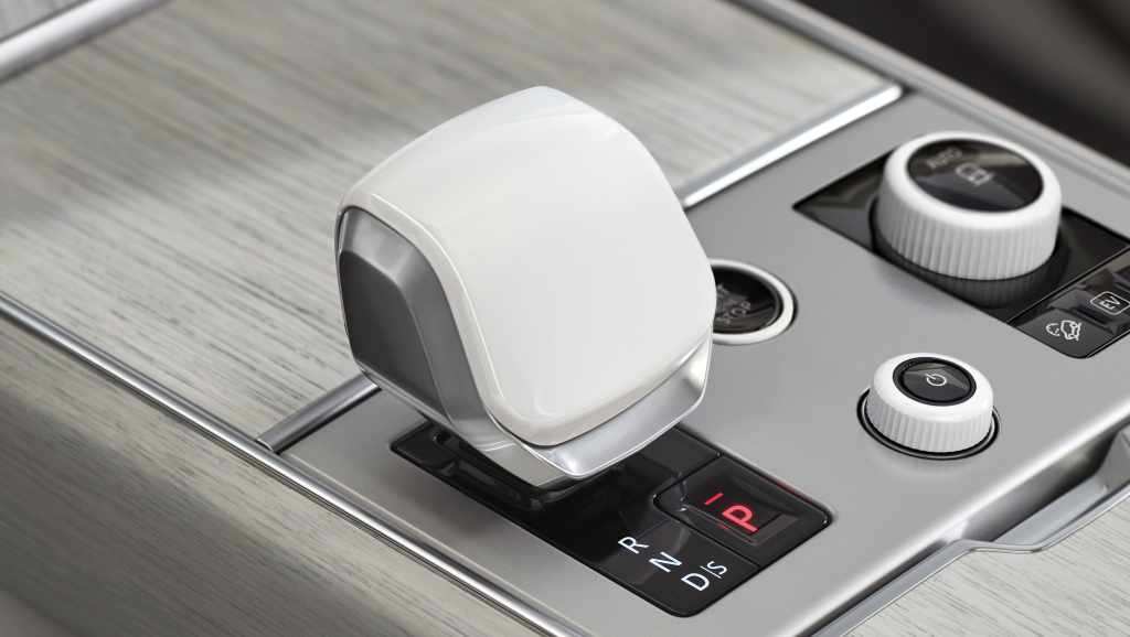 RR_SV_Ultra_27MY_Interior_03_290426