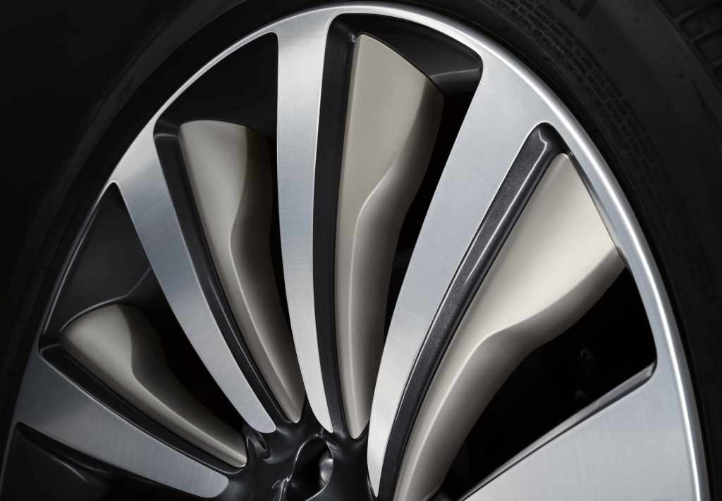 RR_SV_Ultra_27MY_Detail_Wheel_07_290426