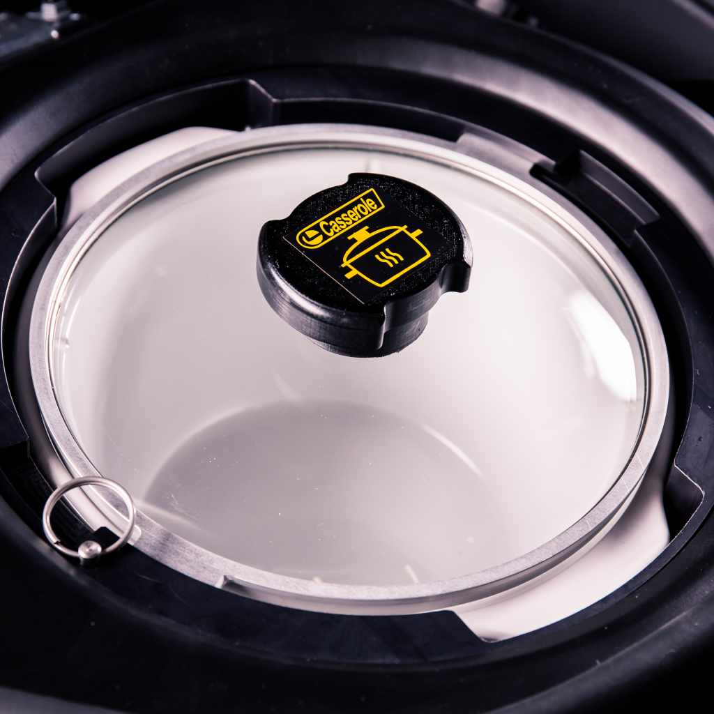 Jamie Oliver and Jaguar Land Rover have created the ultimate kitchen on four wheels