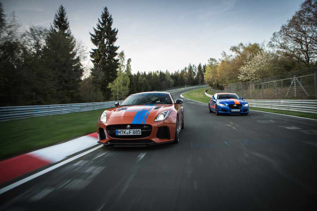 Jaguar Race Taxi - F-TYPE SVR & XJR575
