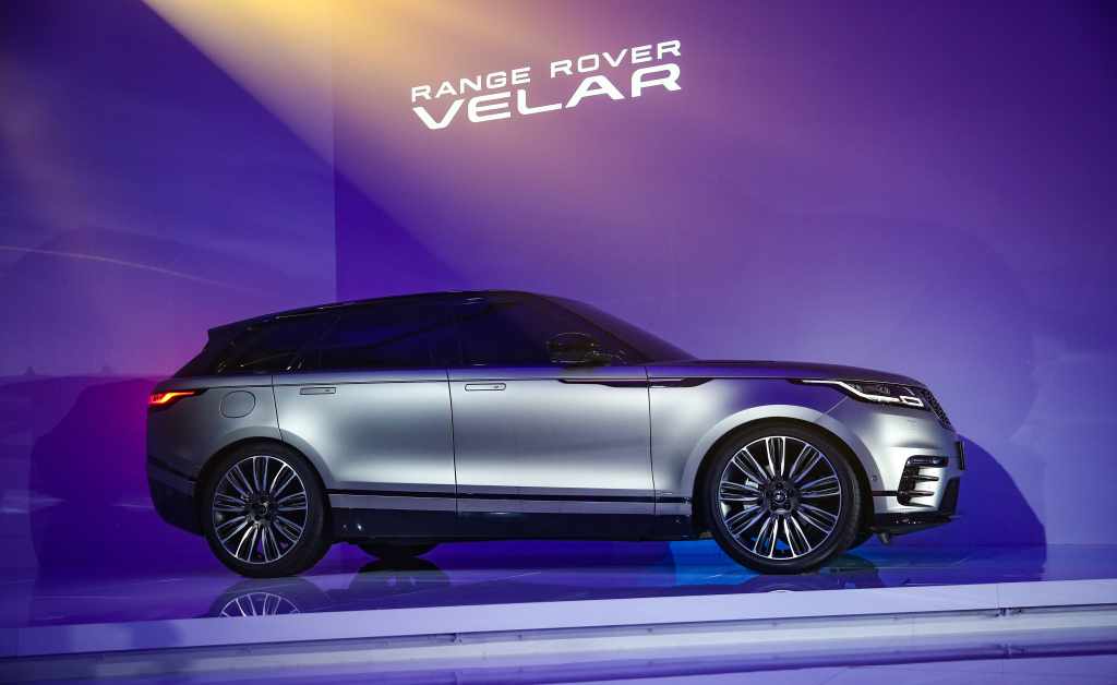 岩橋 英遠 、瑞晨、大判・豪華画版、版上落款入、新品額装付 岩橋 英遠 、瑞晨、大判・豪華画版、版上落款入、新品額装付