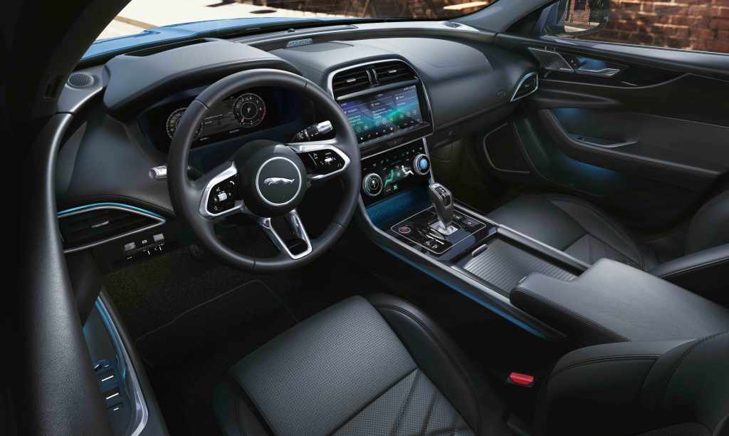 Nouvelle Jaguar XE: intérieur