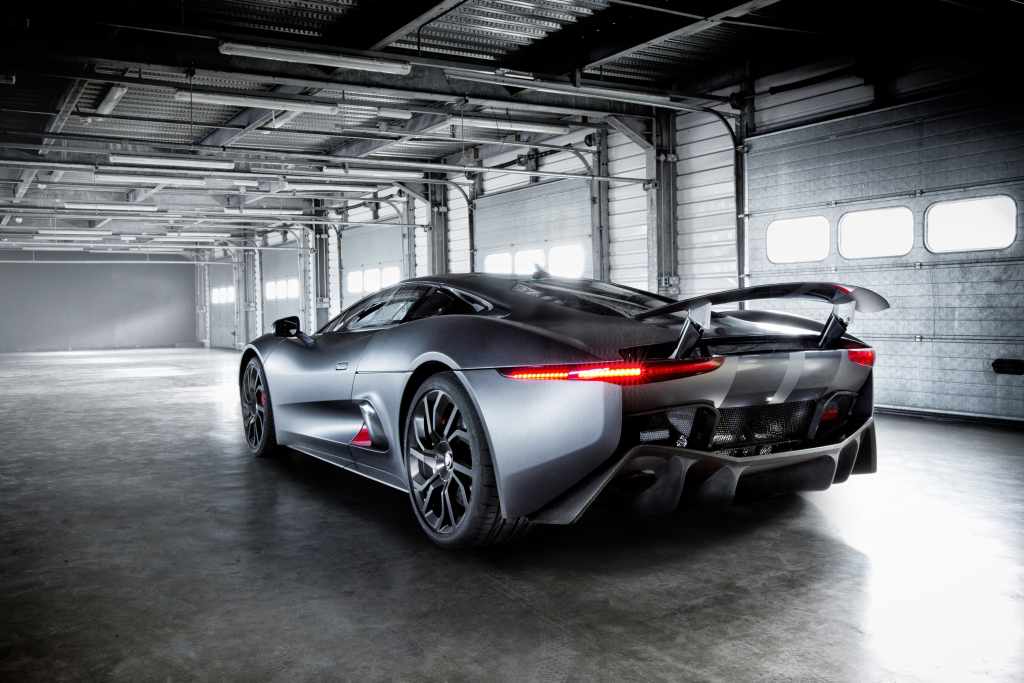 jagwiltonclassicsupercar01.jpg