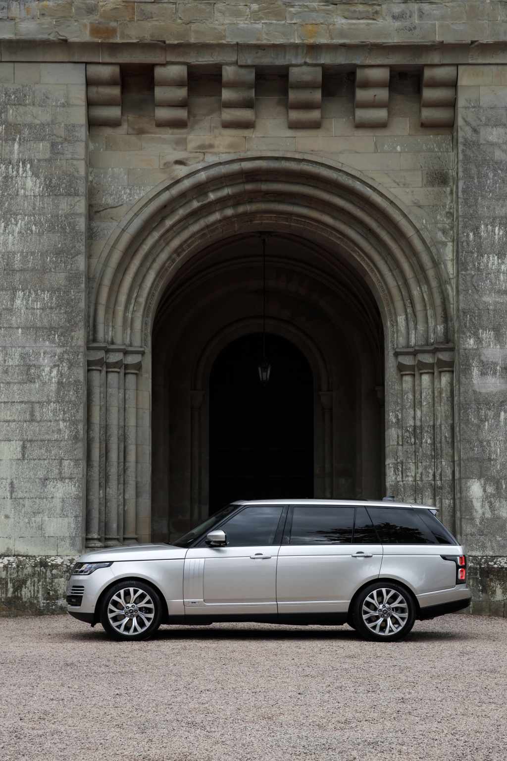 RANGE ROVER 18MY PHEV- STATIC