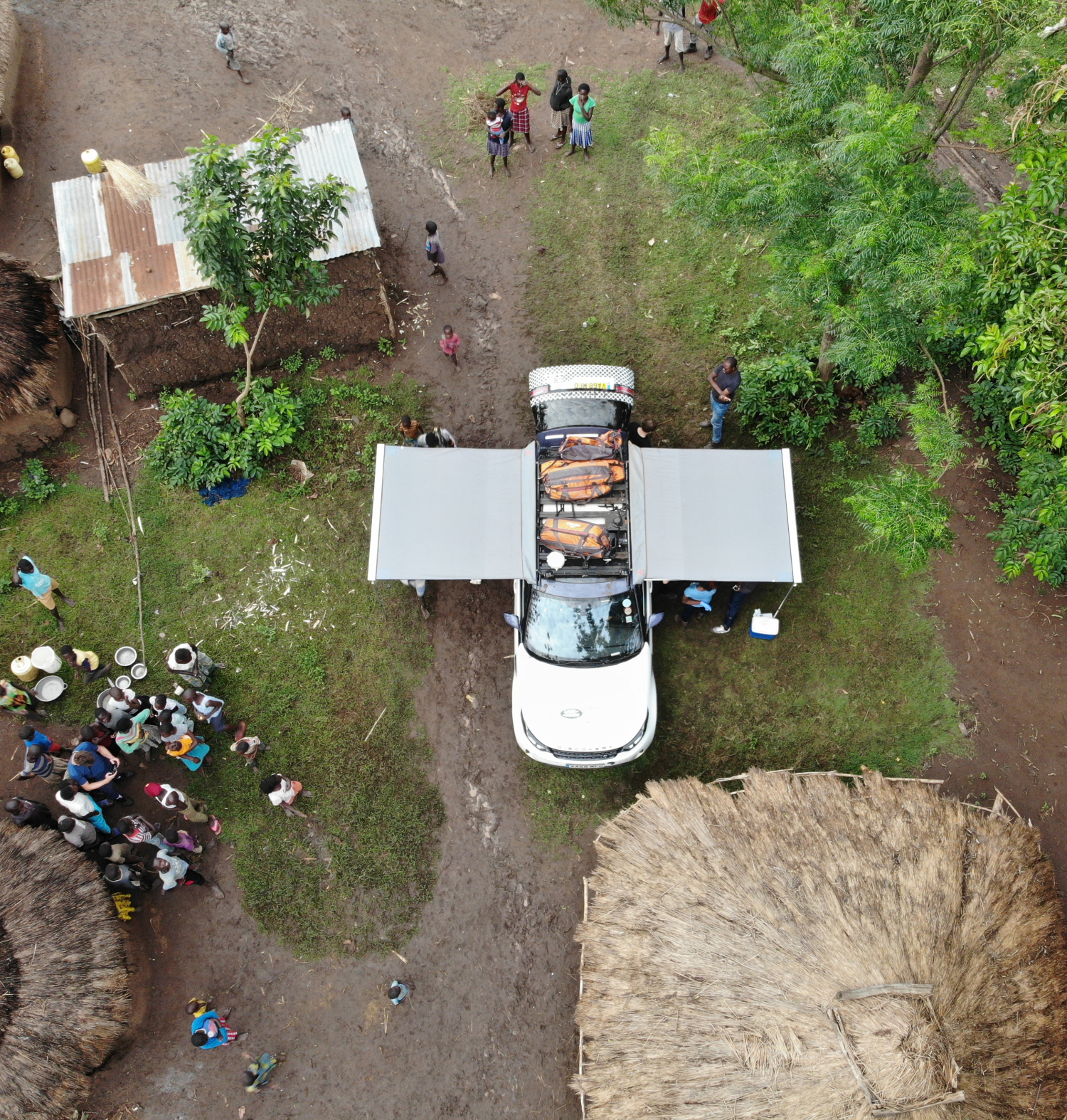  Land Rover Discovery powers mobile malaria research