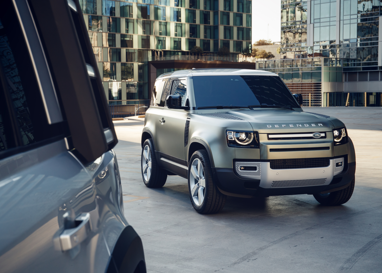   NEW LAND ROVER DEFENDER 90 GOES ON SALE FOLLOWING UNPRECEDENTED DEMAND FOR DEFENDER 110