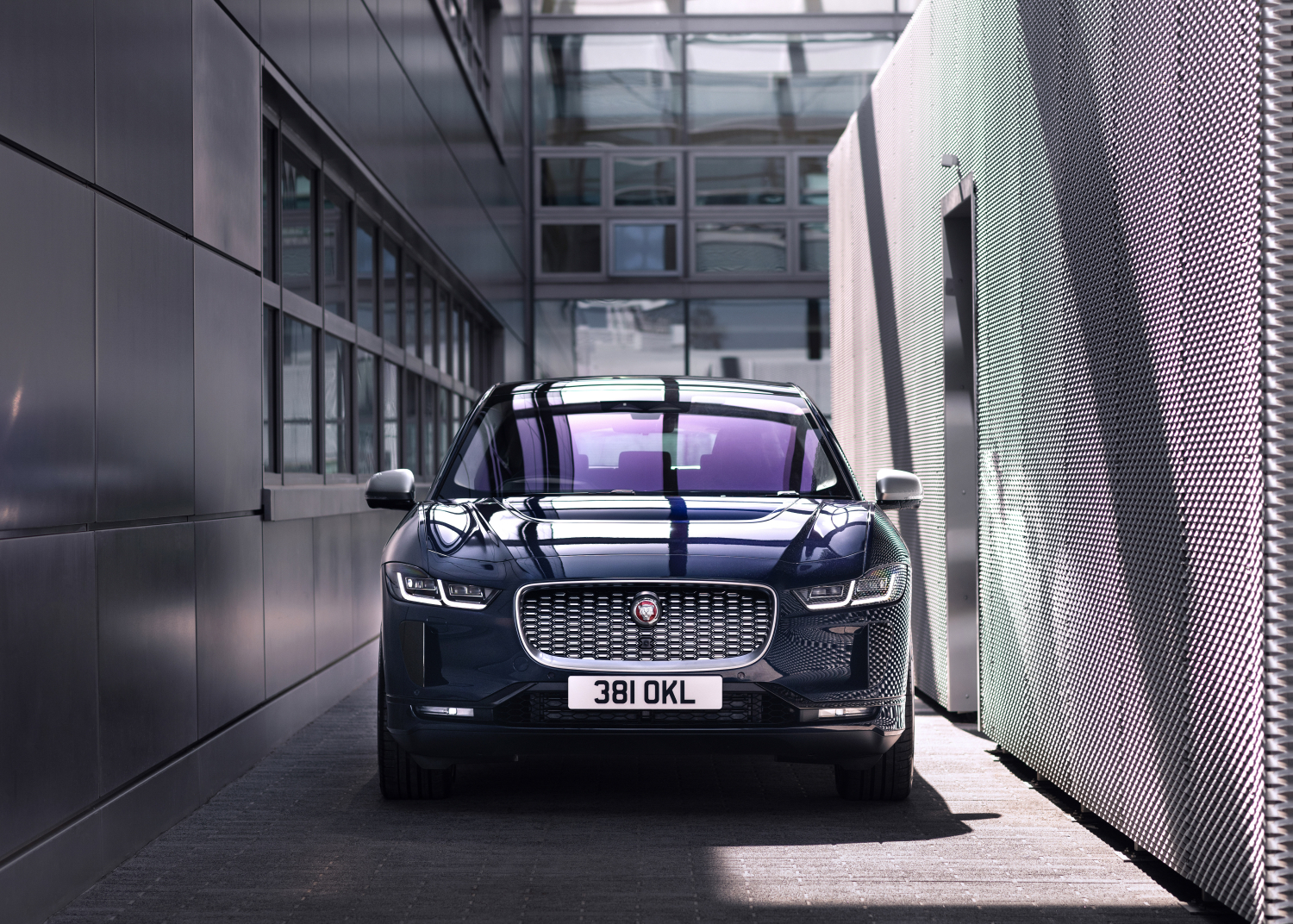 JAGUAR I-PACE NOW SMARTER, BETTER CONNECTED AND FASTER-CHARGING
