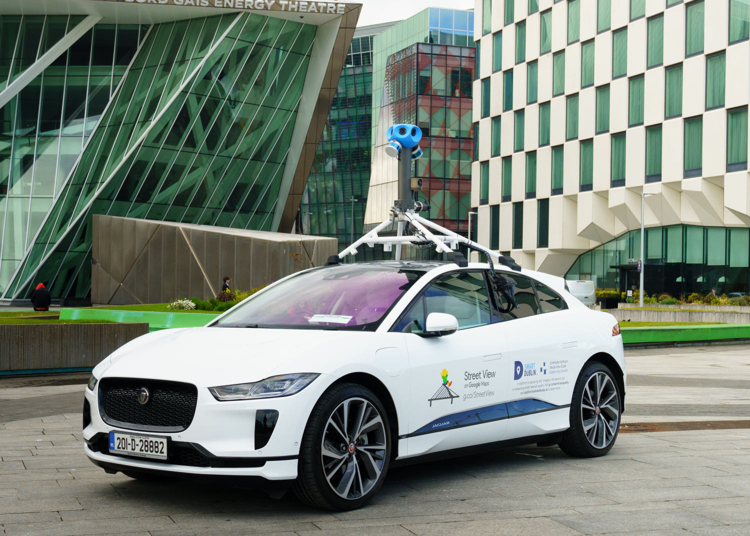  Jaguar I-PACE x Google Street 1