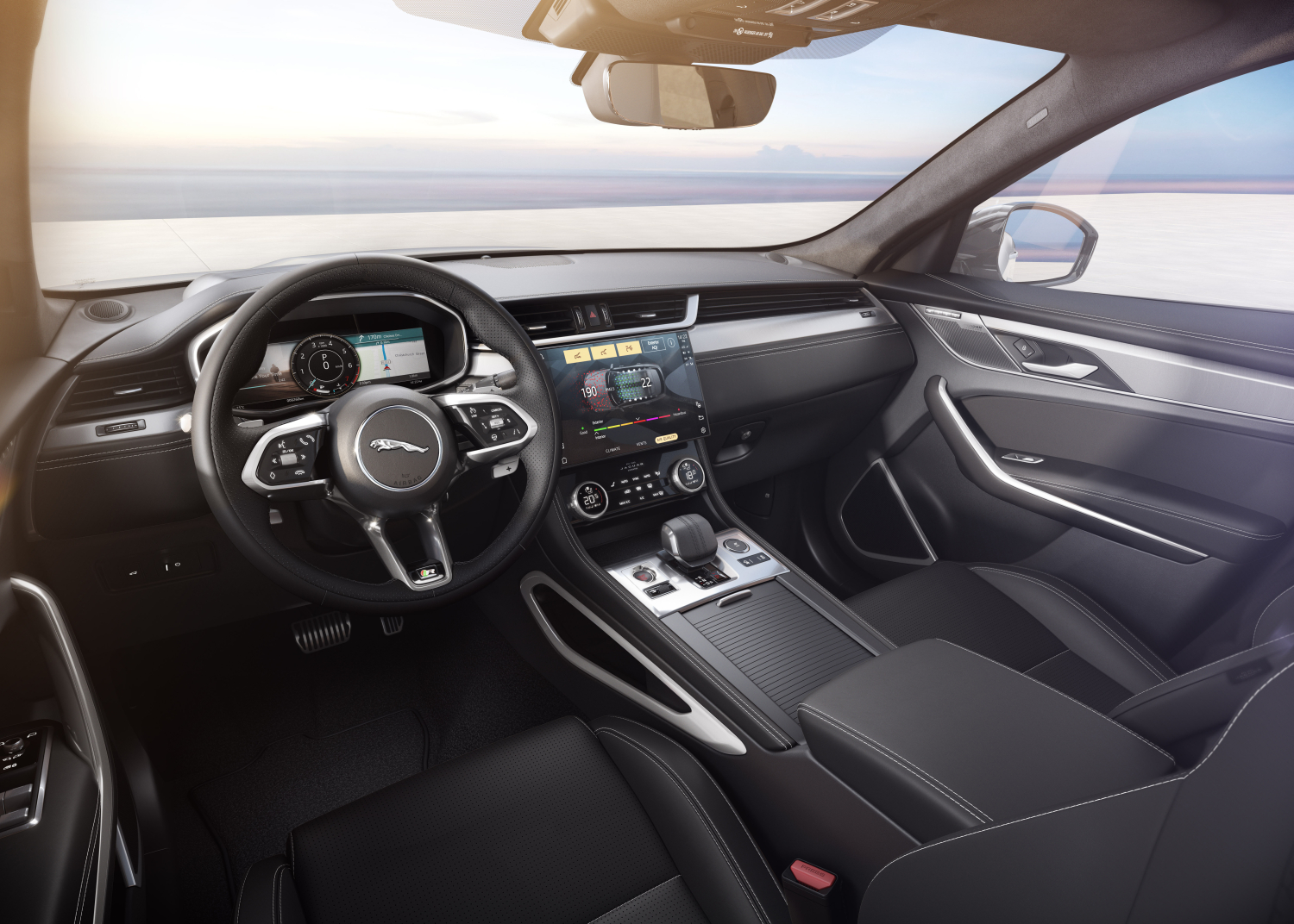  F-PACE R-Dynamic Black - Ostuni White with Ebony interior