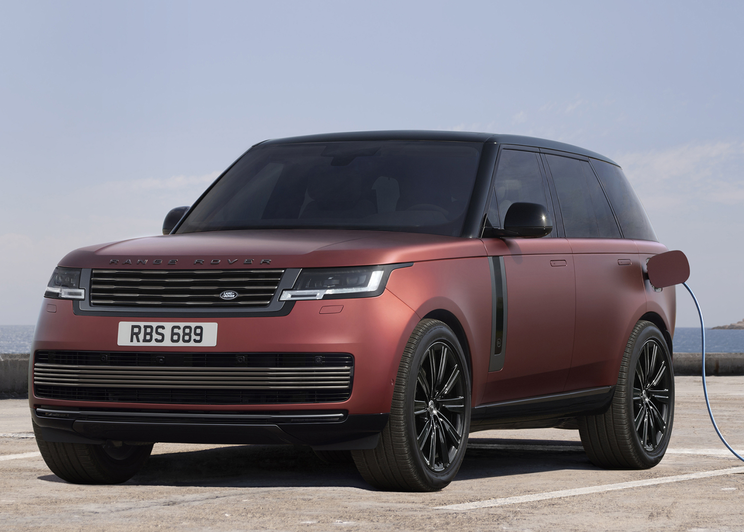 THE NEW RANGE ROVER SV INTREPID SWB (PHEV)