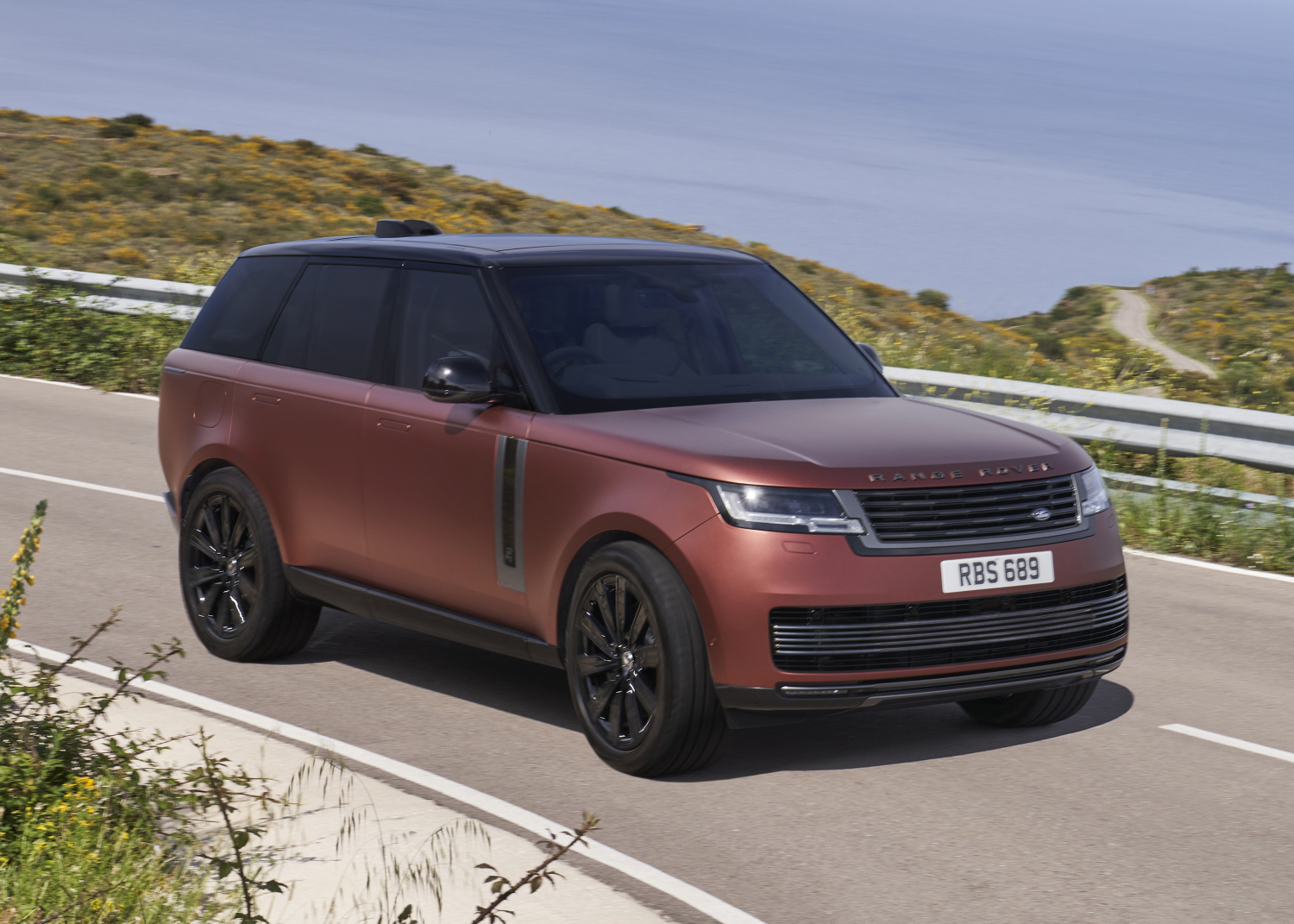 THE NEW RANGE ROVER SV INTREPID SWB