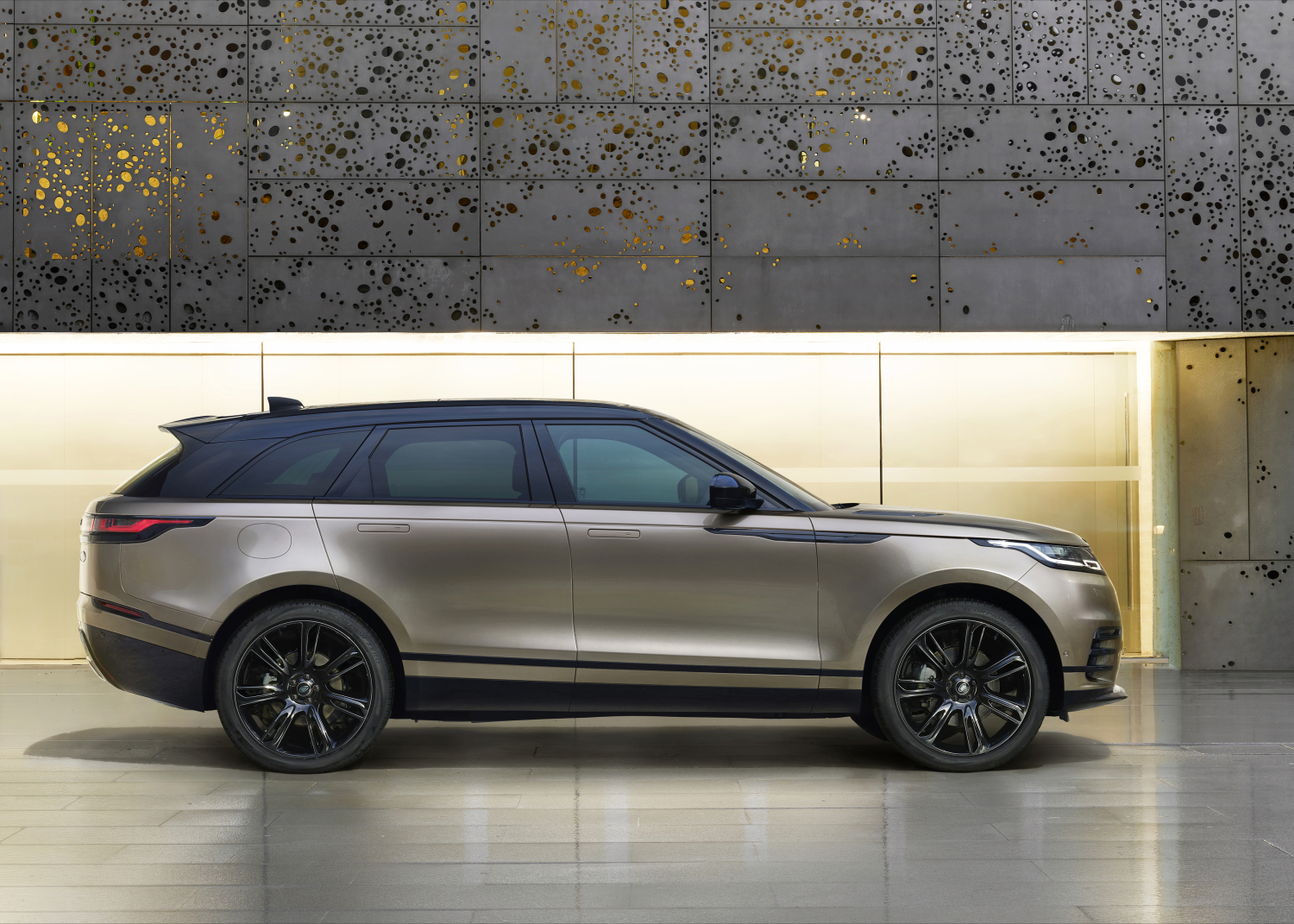 RANGE ROVER VELAR EDITION 