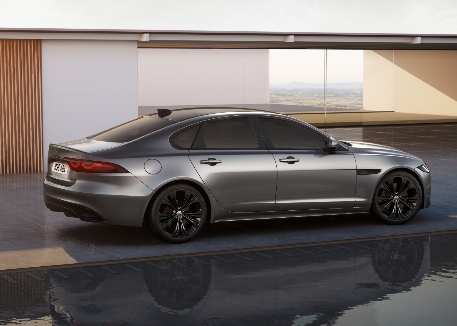 JAGUAR XF 300 SPORT – EIGER GREY