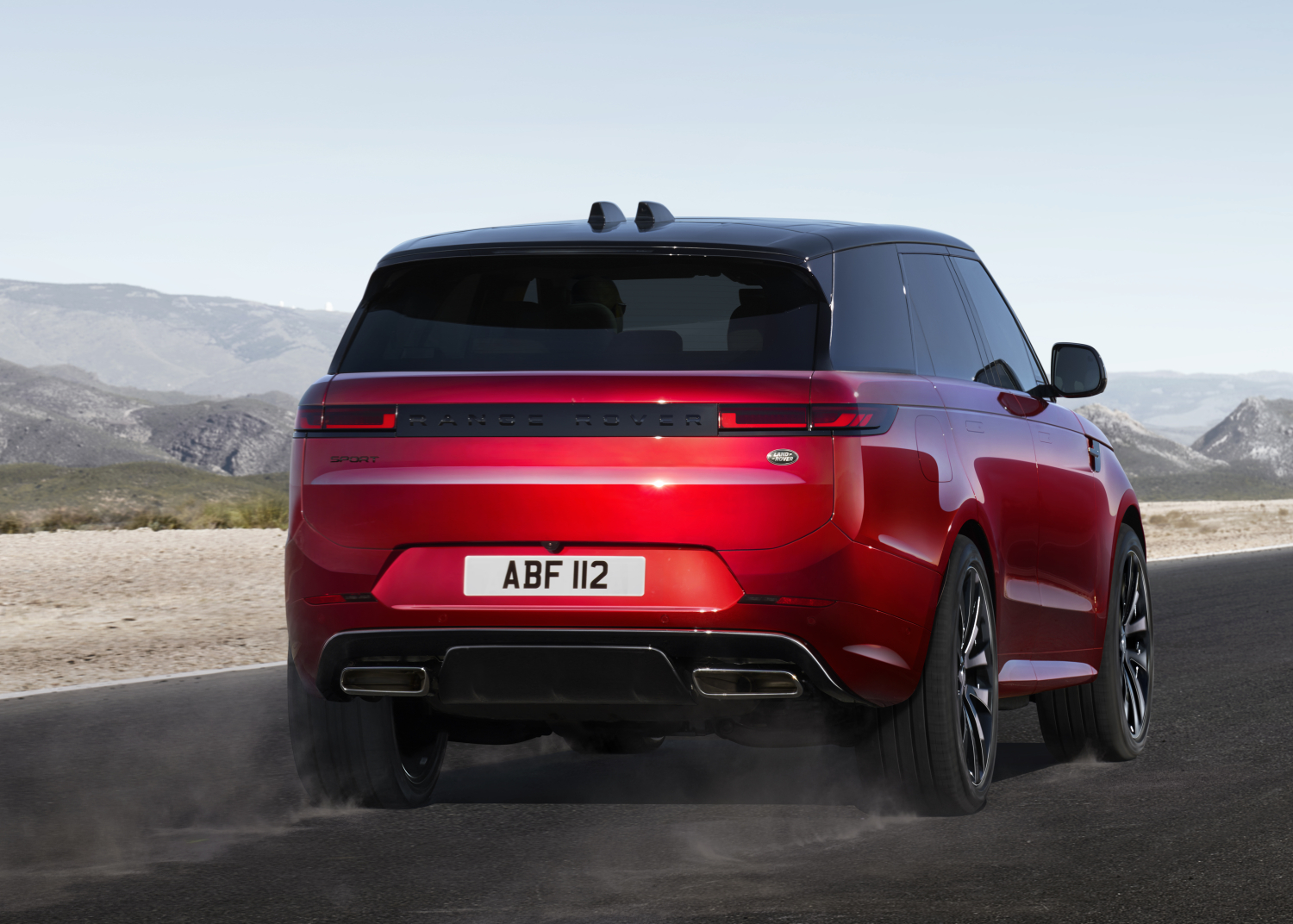 DYNAMIC - NEW RANGE ROVER SPORT