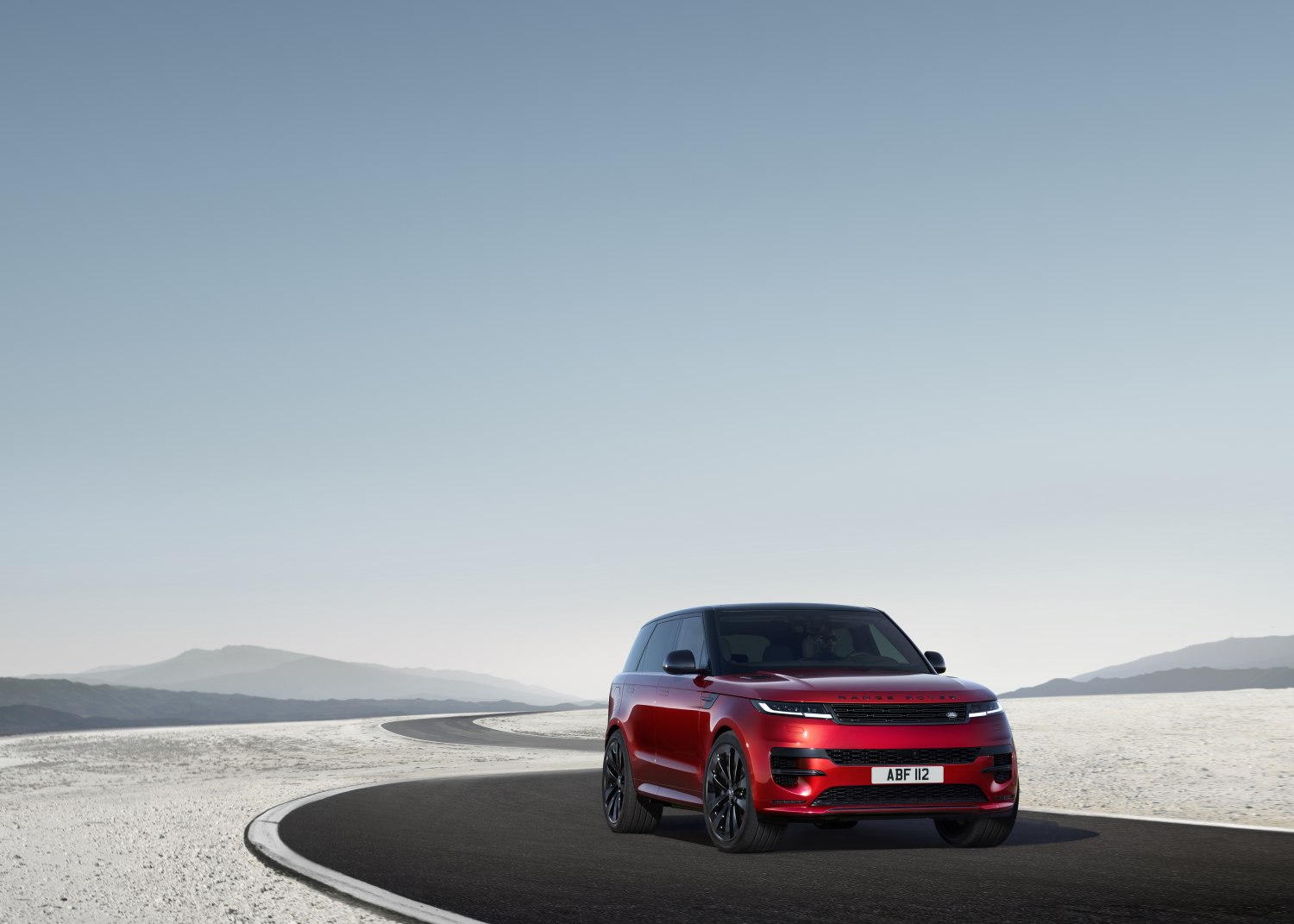 DYNAMIC - NEW RANGE ROVER SPORT