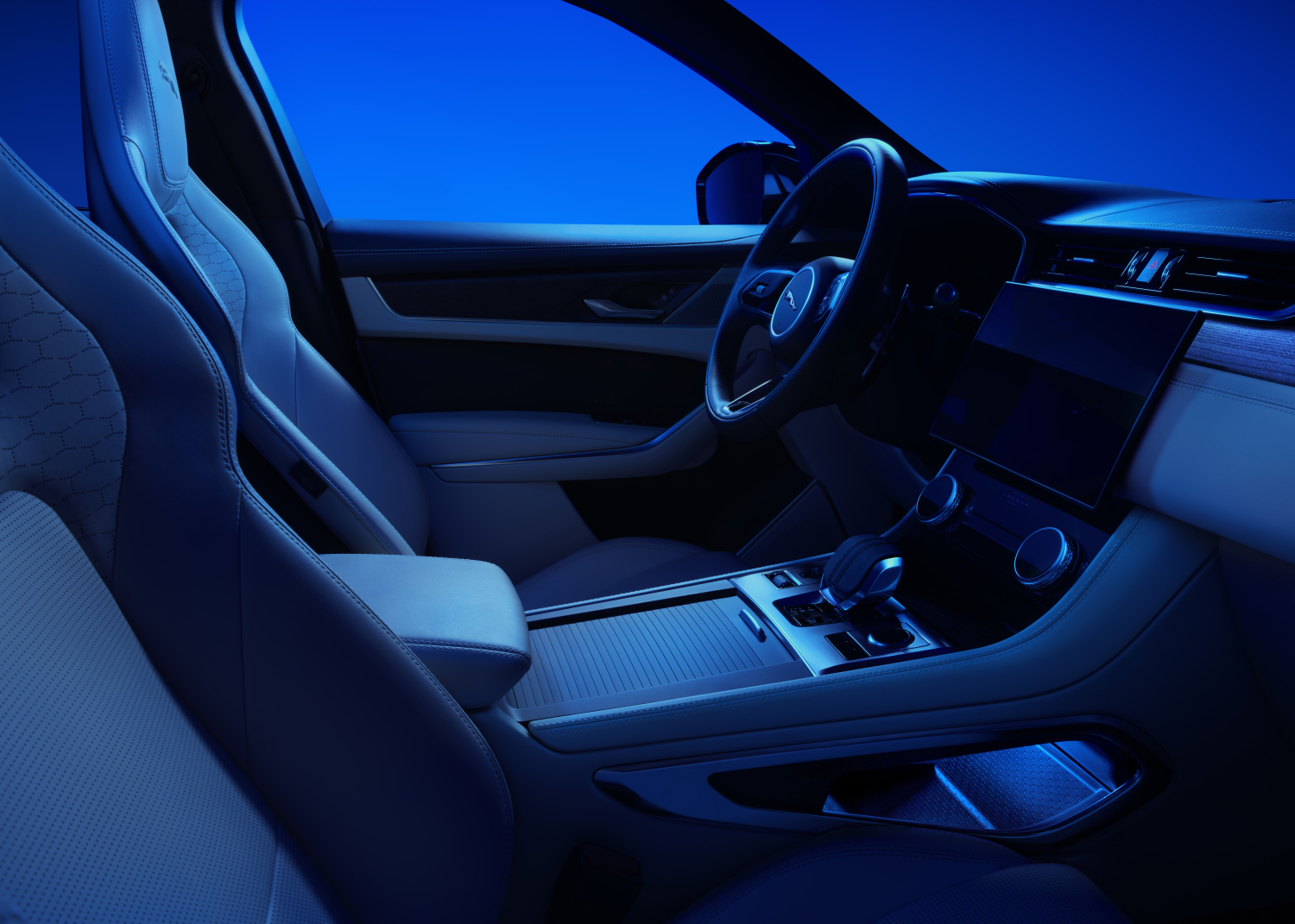 JAGUAR F-PACE INTERIOR 
