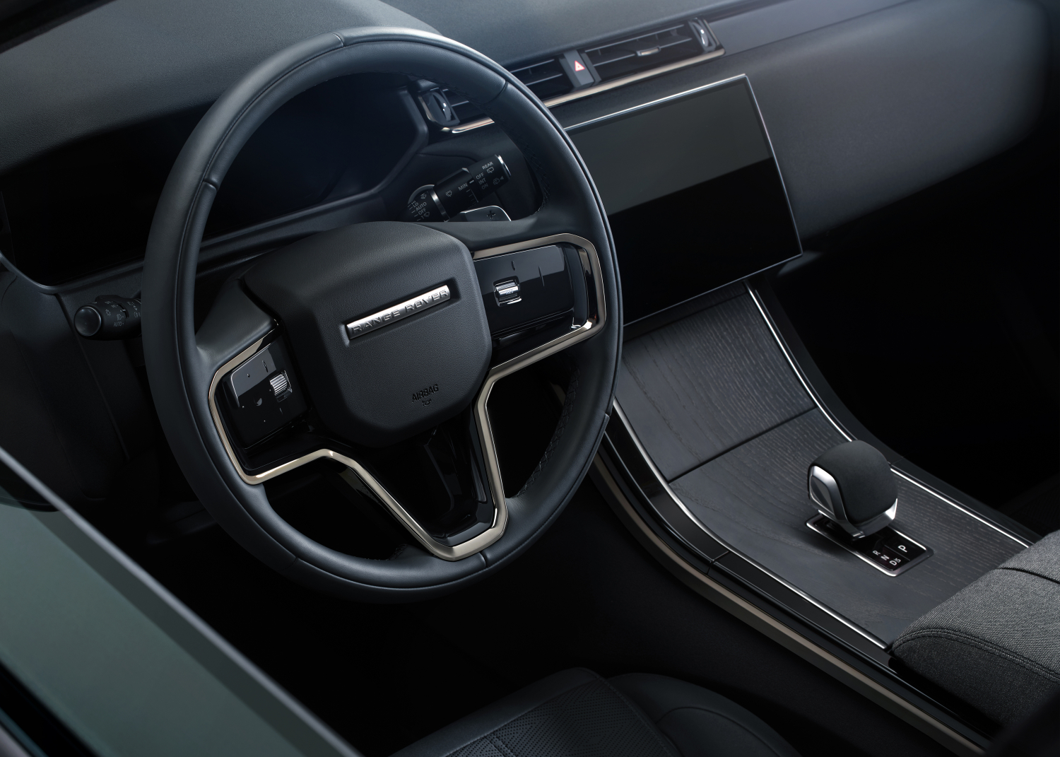 INTERIOR - NEW RANGE ROVER VELAR