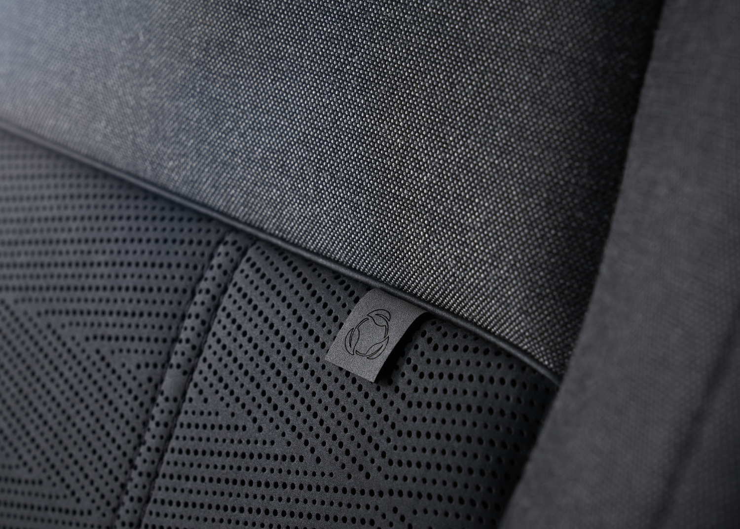 INTERIOR - NEW RANGE ROVER VELAR