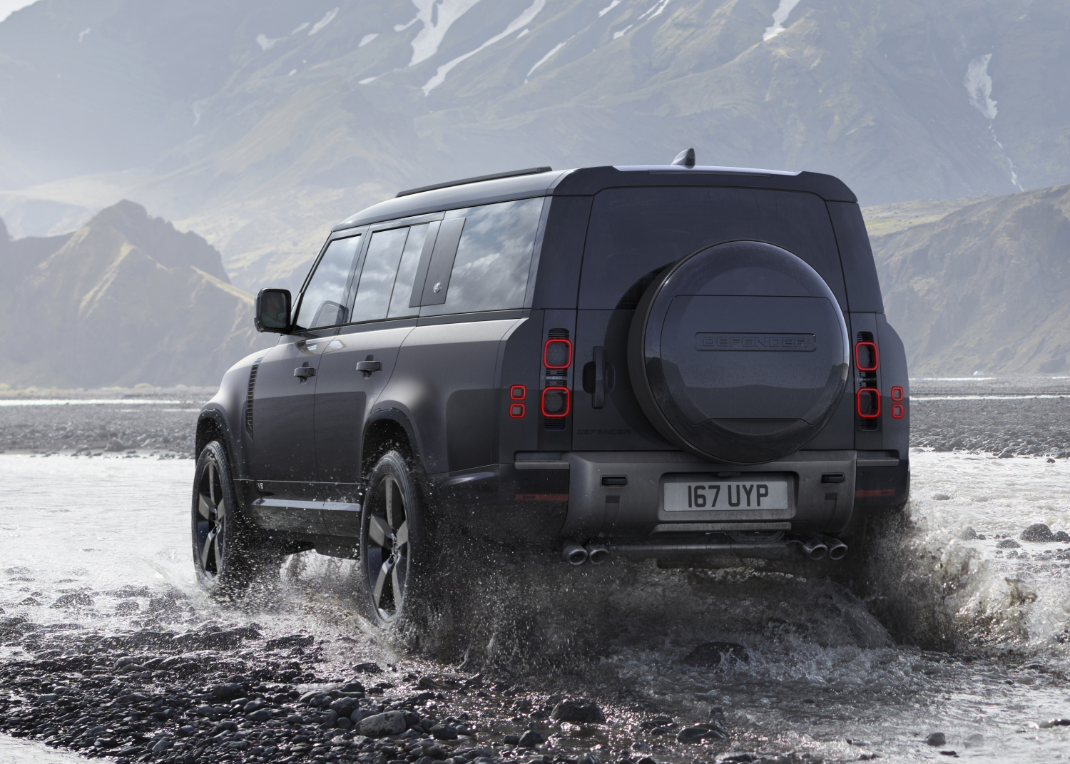 DEFENDER 130 V8