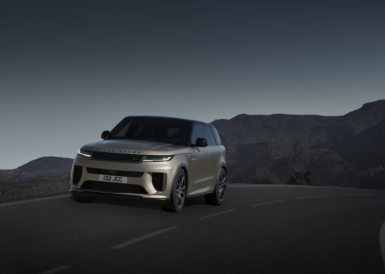 LOCATION - RANGE ROVER SPORT SV EDITION ONE