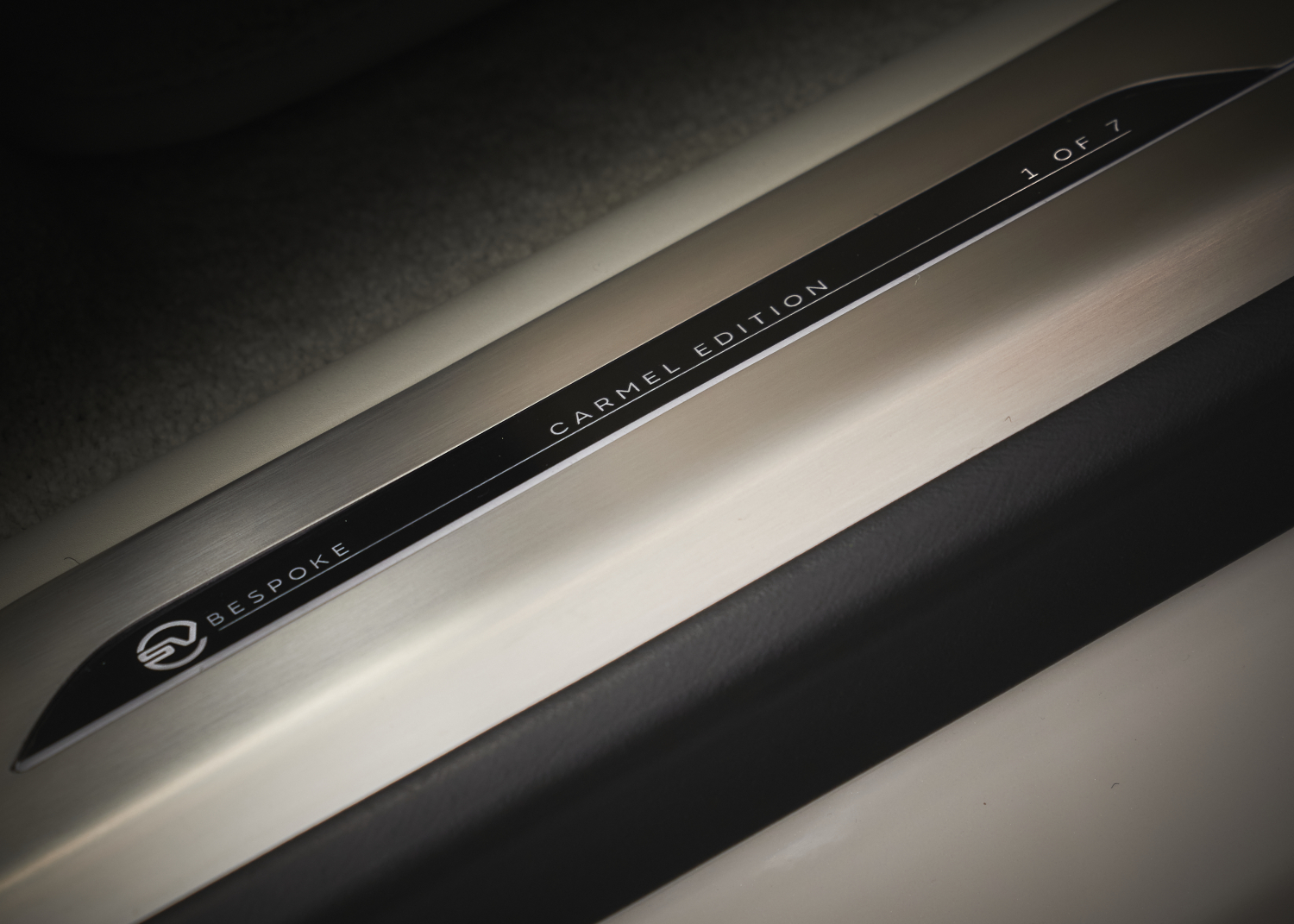 RANGE ROVER HOUSE - 2024 RANGE ROVER SV CARMEL EDITION