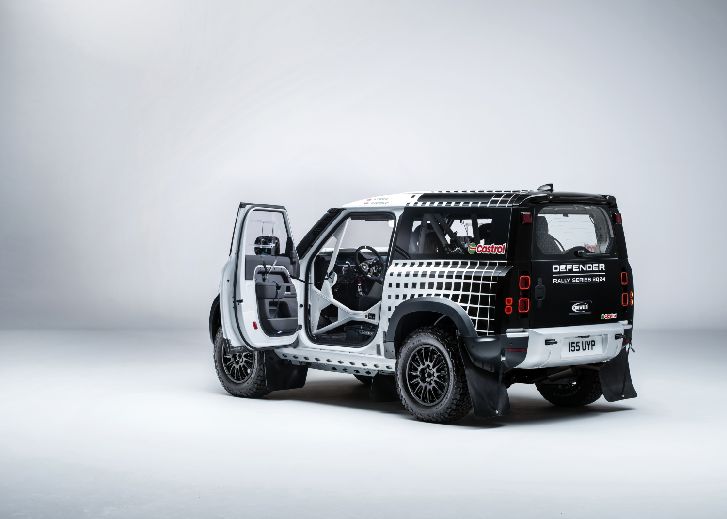 Defender Rally Series Exterior Images