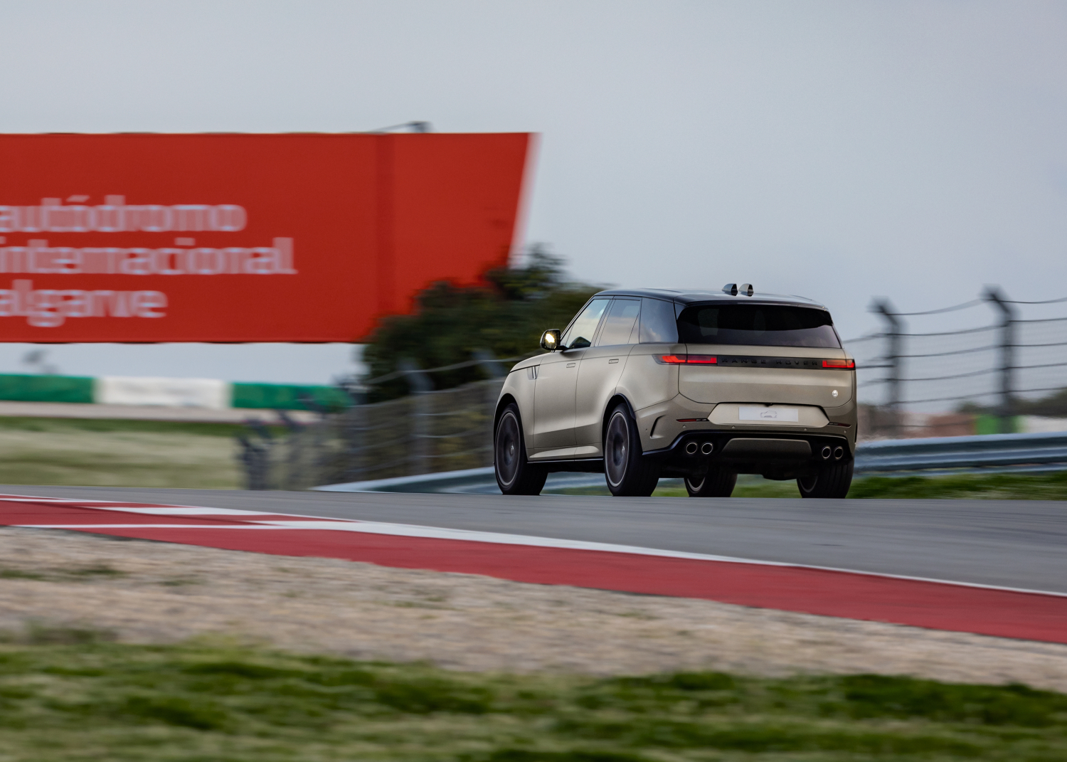 RANGE ROVER SPORT SV EDITION ONE