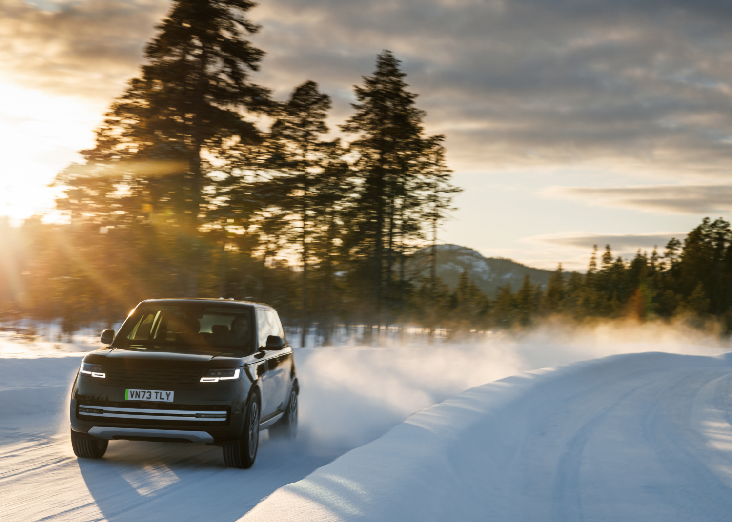 RANGE ROVER ELECTRIC PROTOTYPE TESTING