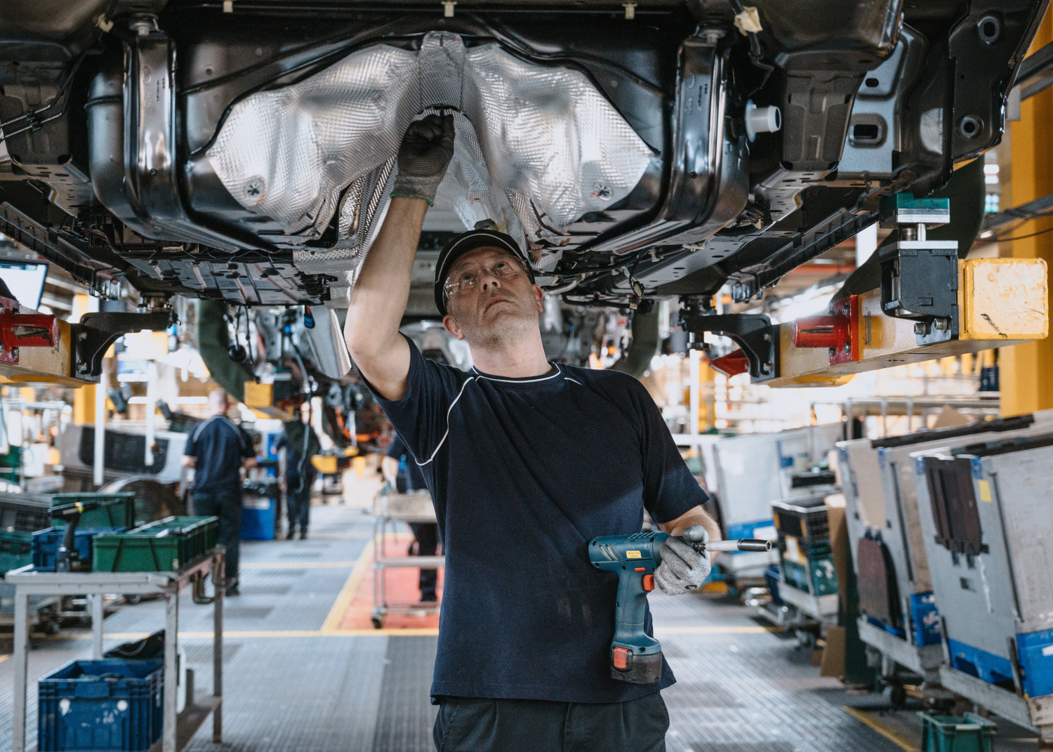 JLR Colleague Working at Halewood