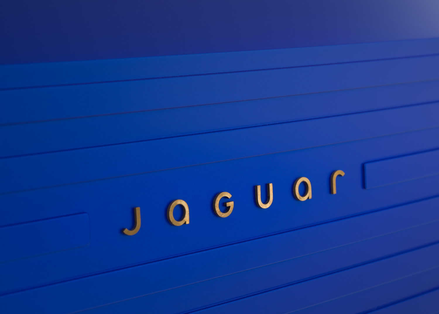 TYPE 00 FRENCH ULTRAMARINE BLUE