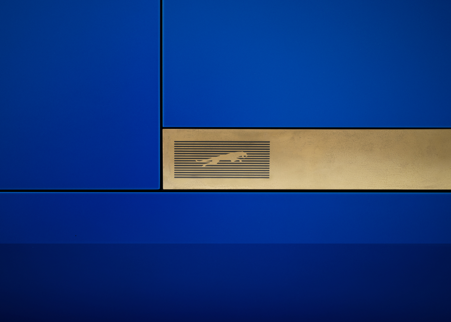 TYPE 00 FRENCH ULTRAMARINE BLUE