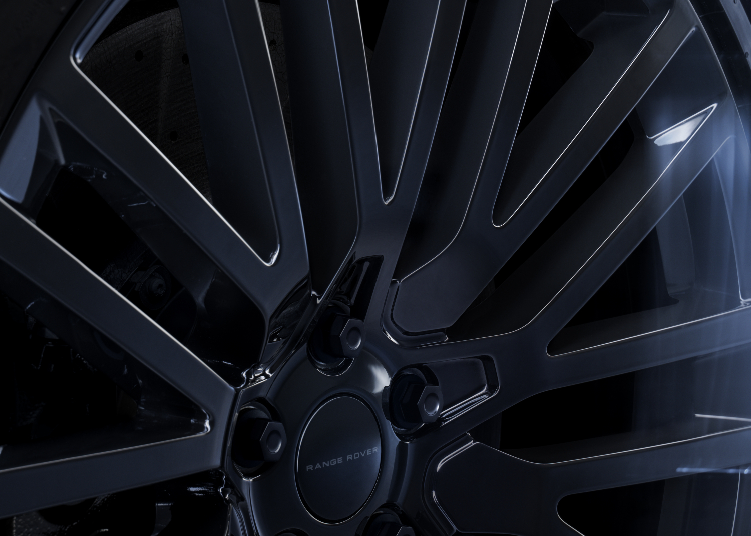 RANGE ROVER SPORT SV BLACK EDITION
