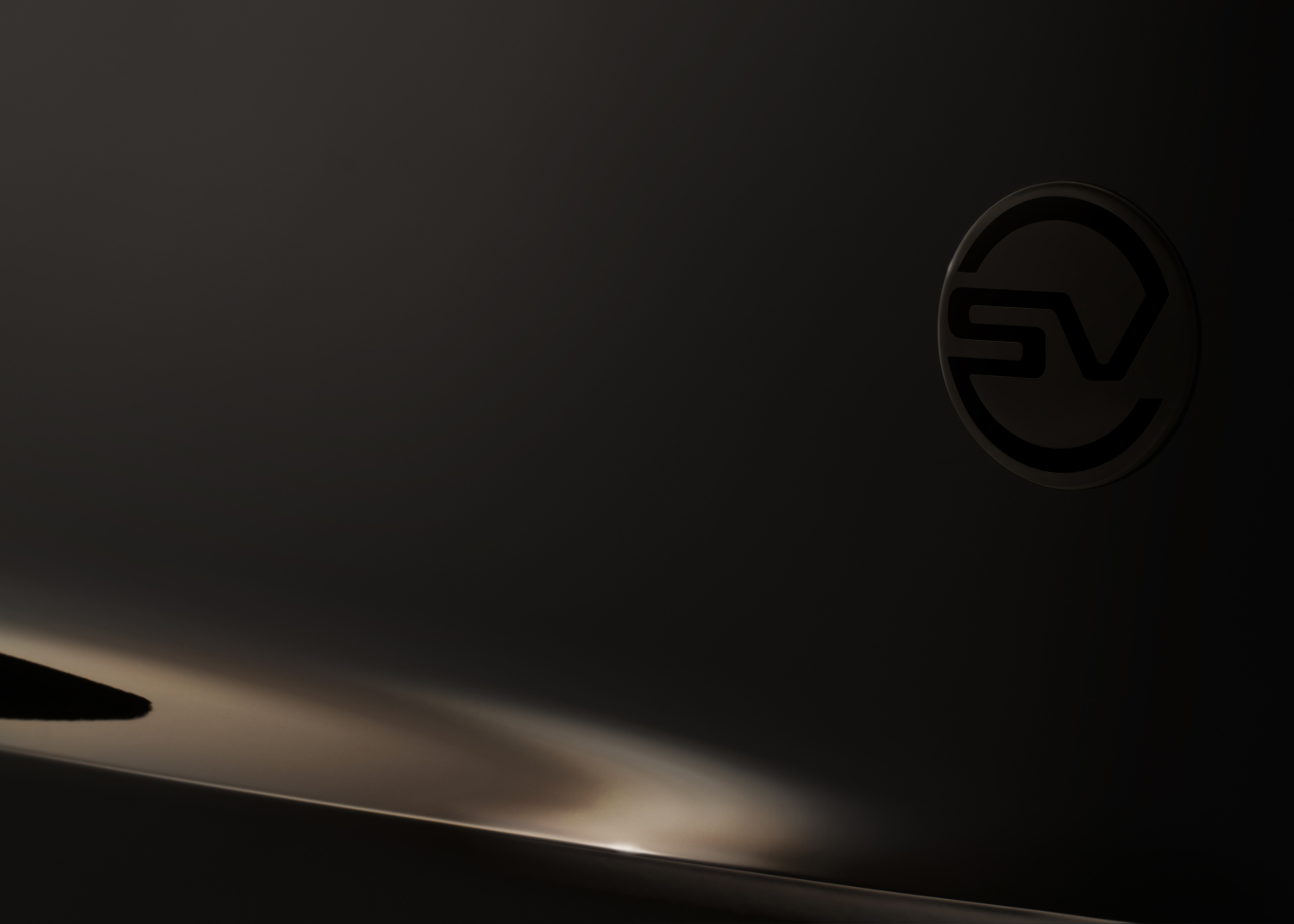 INTRODUCING RANGE ROVER SV BLACK