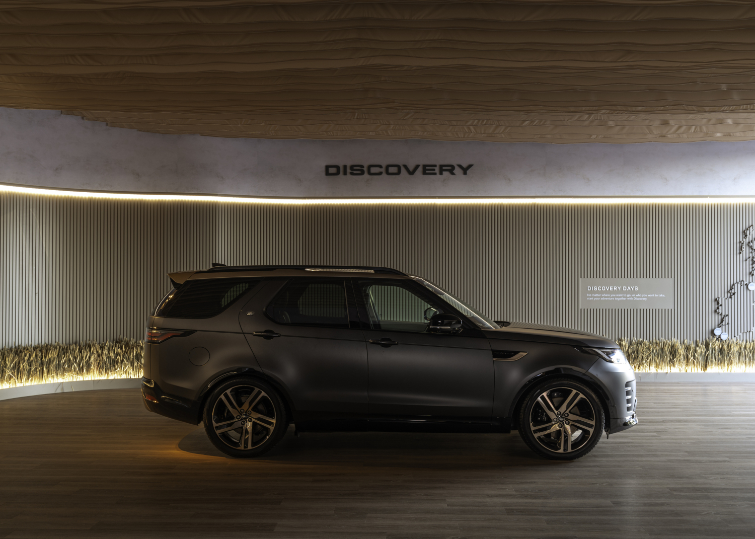 DISCOVERY_GFOS_STAND_04